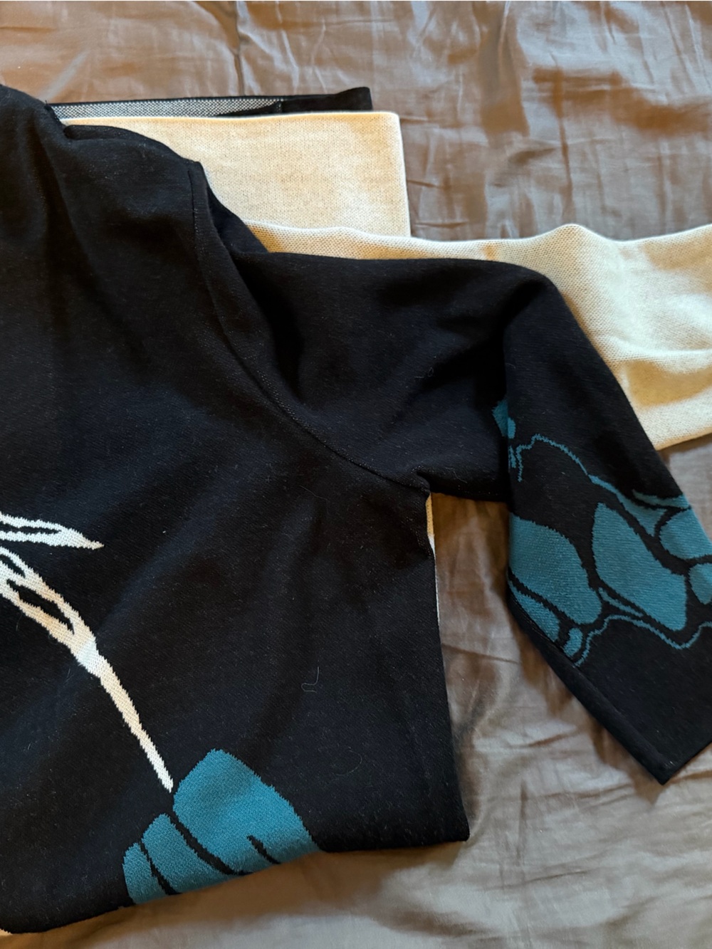 Alfani super soft and warm knee length cardigan. Dark academia, whimsigoth - Picture 3 of 6